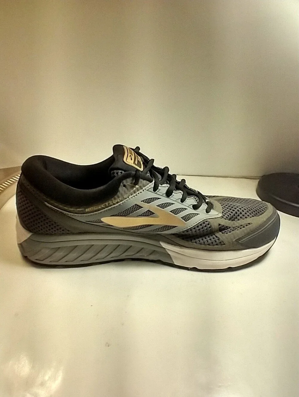 Brooks Addiction 13 Running Shoes Men's Sz 16 Wide (2E) 1102612E091.